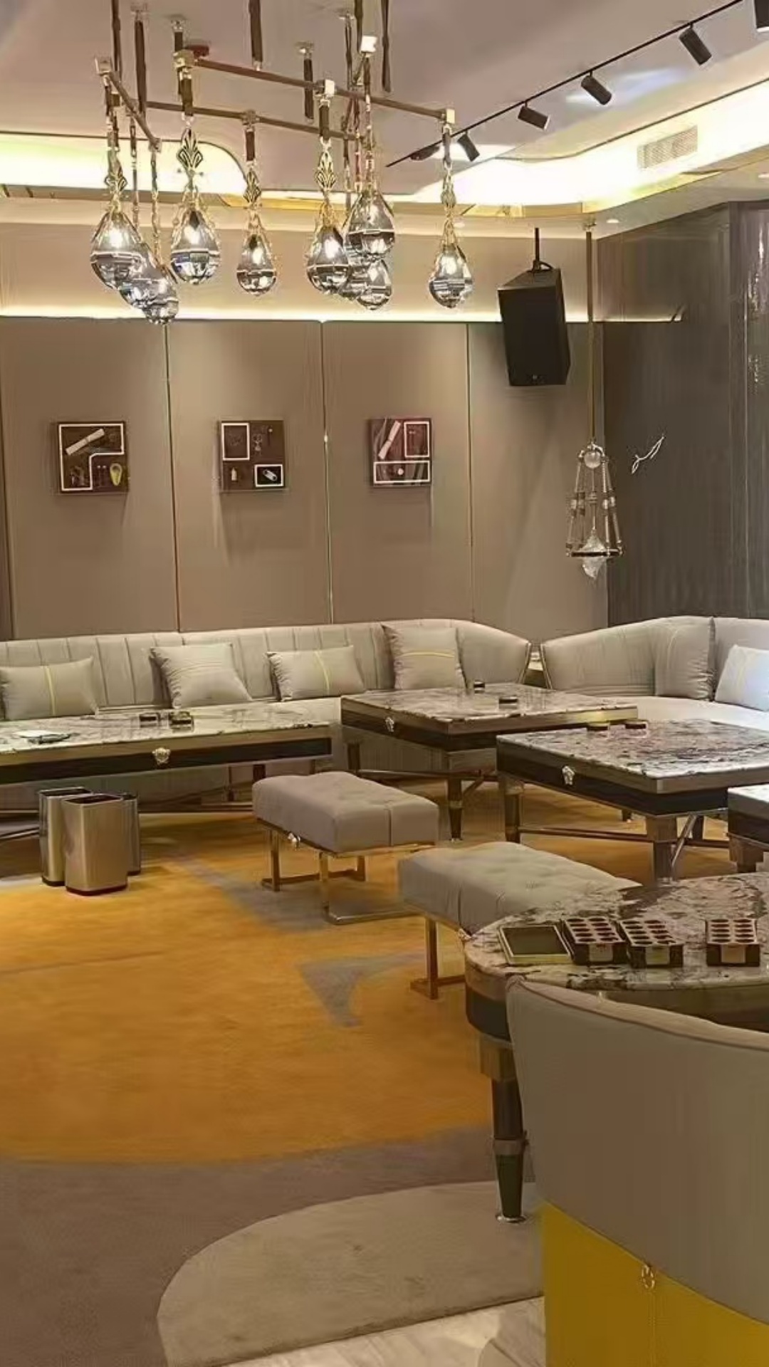 豪华包厢内部环境